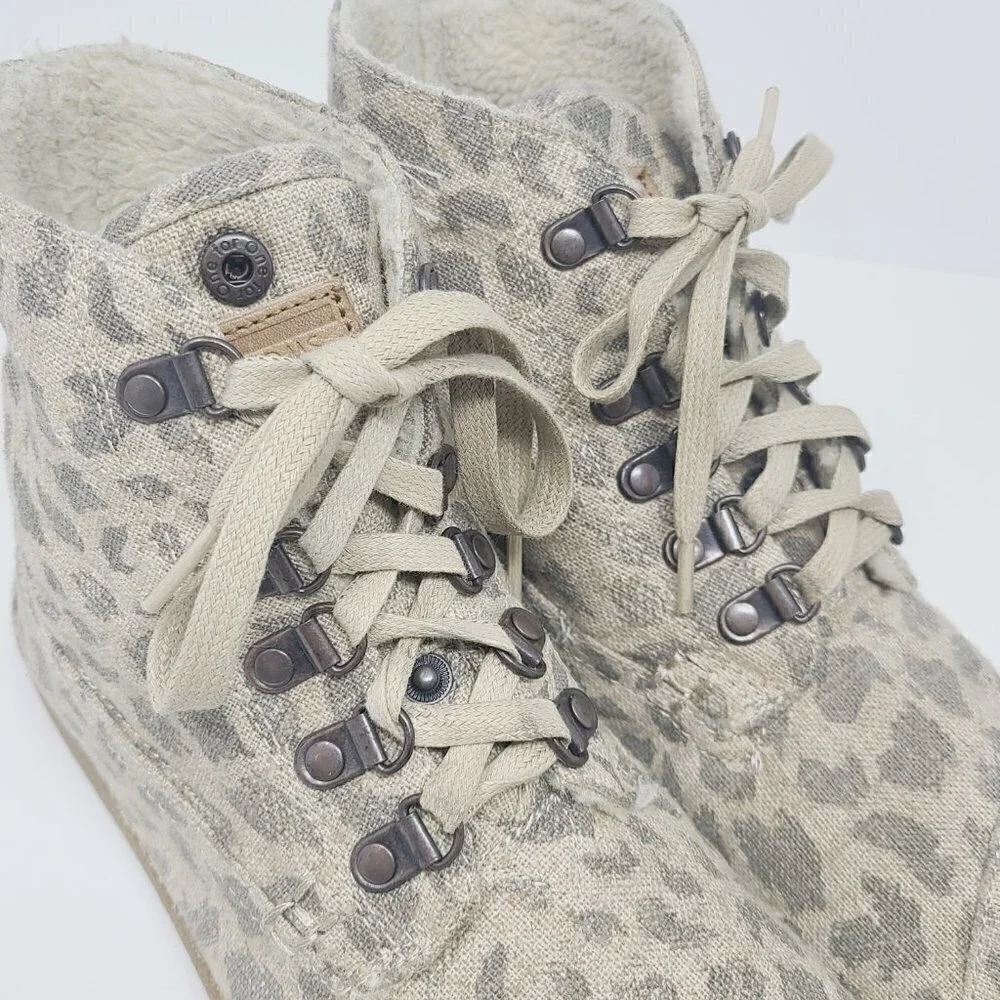Toms | Women's Animal Print Front Lace Up Booties (Size 11)